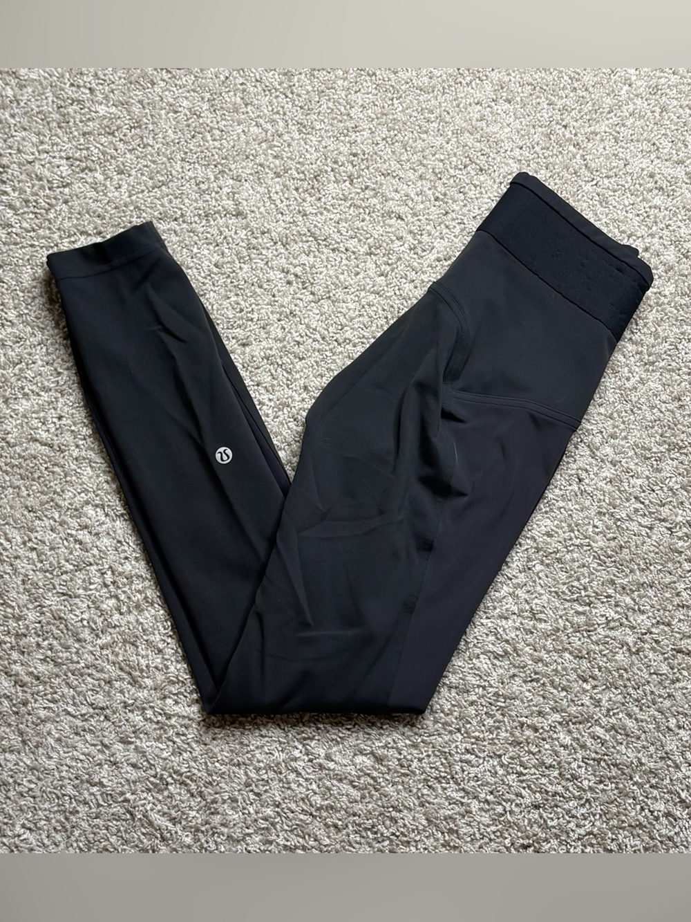 Lululemon License to Train High-Rise Tight 25" *Logo